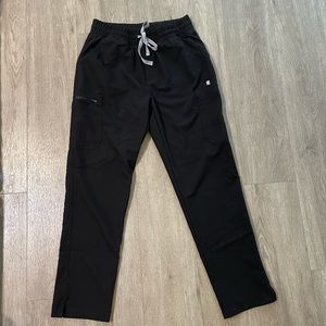 Size M Yola Skinny Scrub Pants FIGS. High waisted